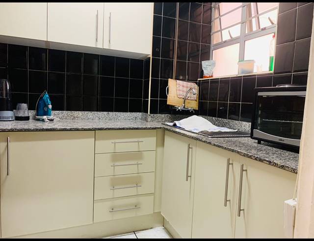 BEDROOM APARTMENT FOR SALE IN SOUTH BEACH